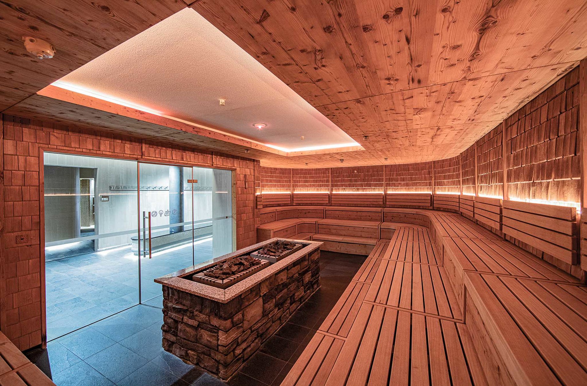 The Well Finsk Sauna.jpg