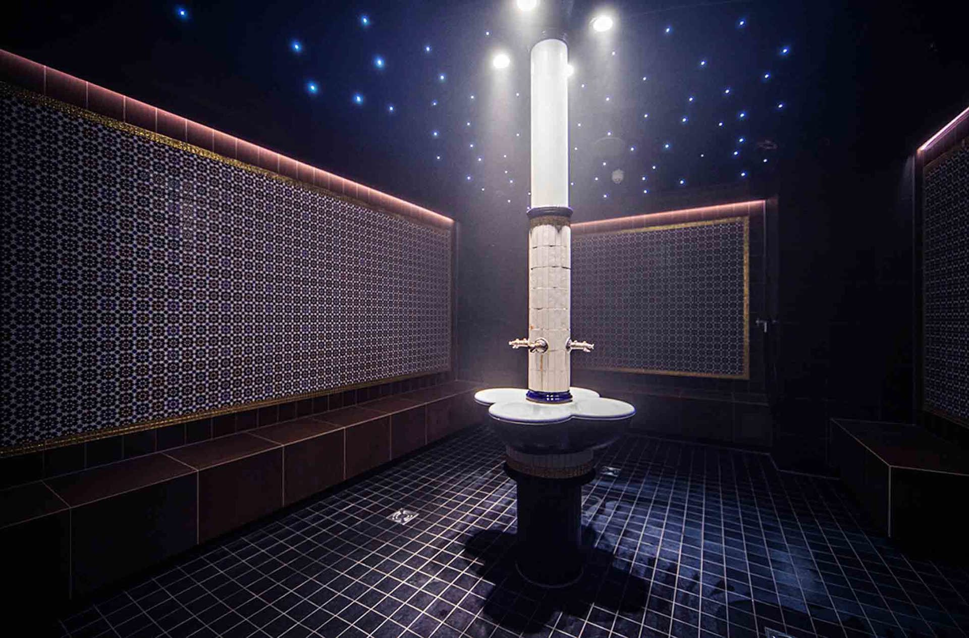 Rhassoul Dampbad The Well.jpg