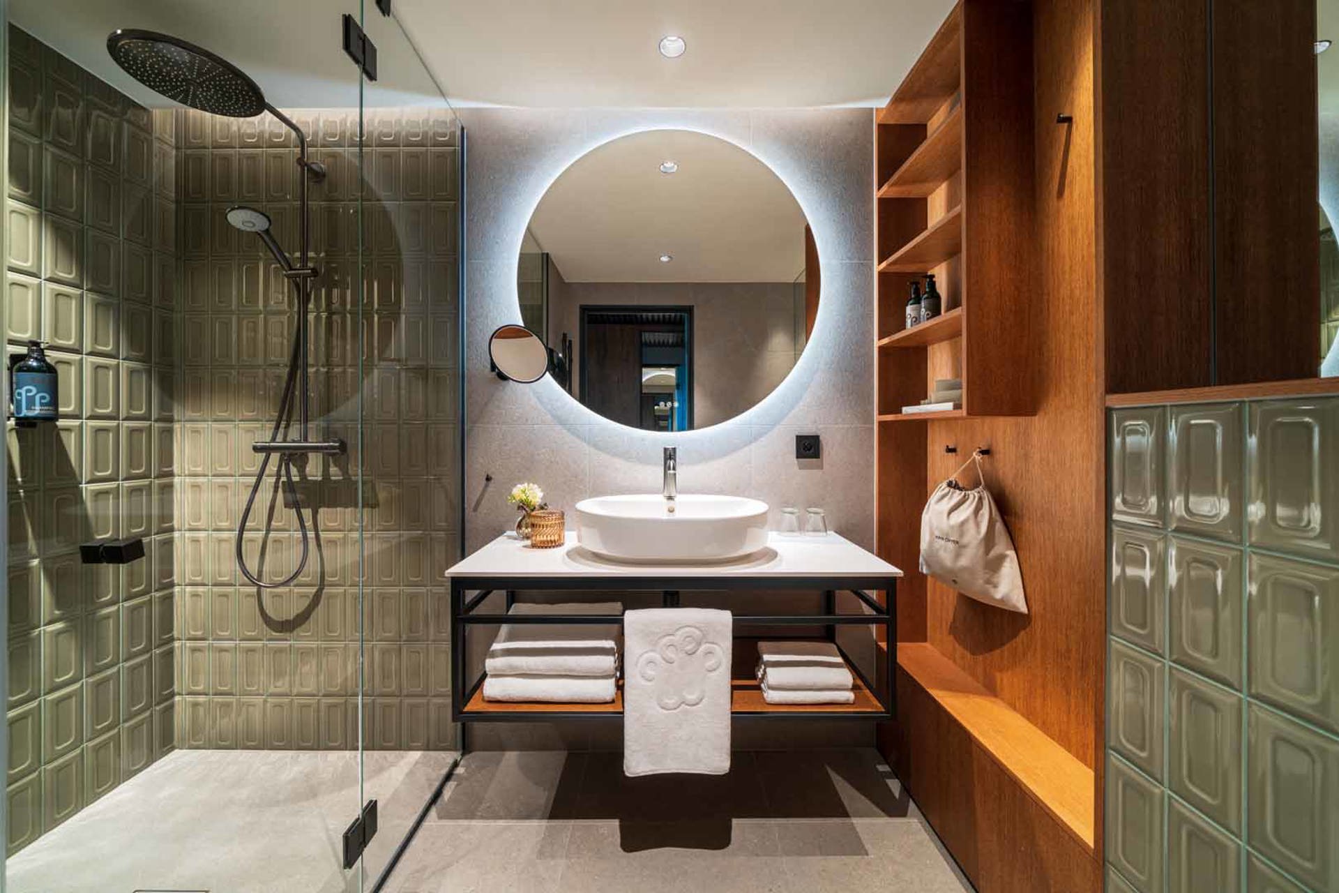 Signature Cove-1.jpg