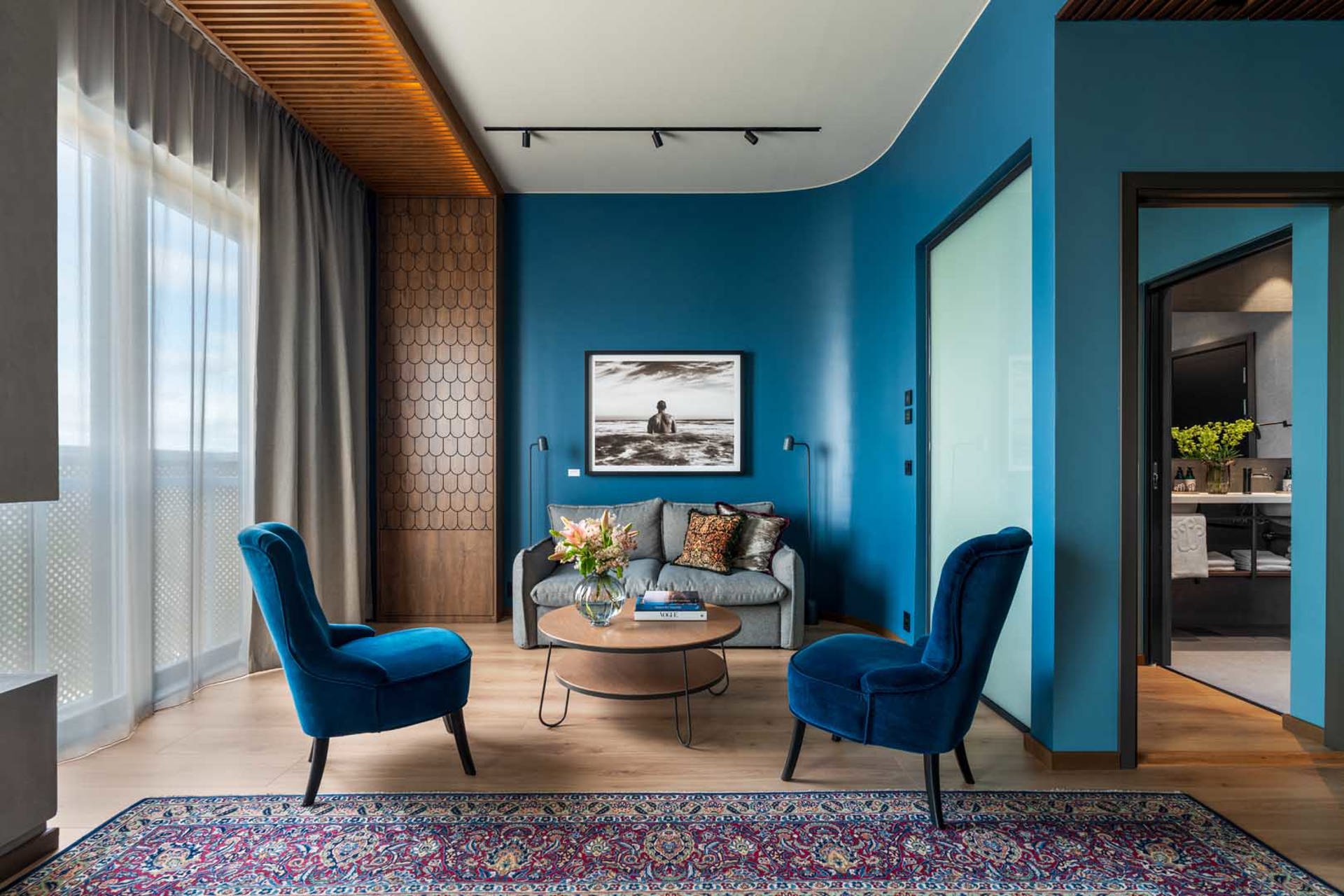 Suite-10.jpg